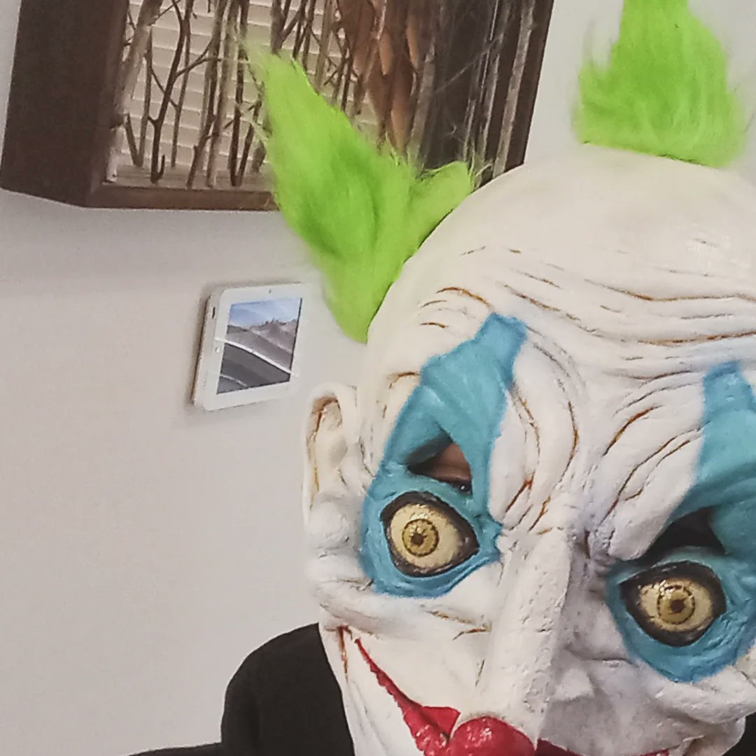 RexBanger_'s tweet image. No fear we made it will we survive, will we survive. 
#nofear #thedemo #album