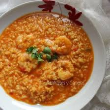 Día 6 de Enero reserva mesa en la Terraza Bar el lago,parque del teso(Espartinas)tendremos como guiso especial “arroz caldoso con gambones “mañana al final día soleado y q mejor sitio disfrutar el día de reyes en un entorno familiar 😊recuerda reservas al 615886755