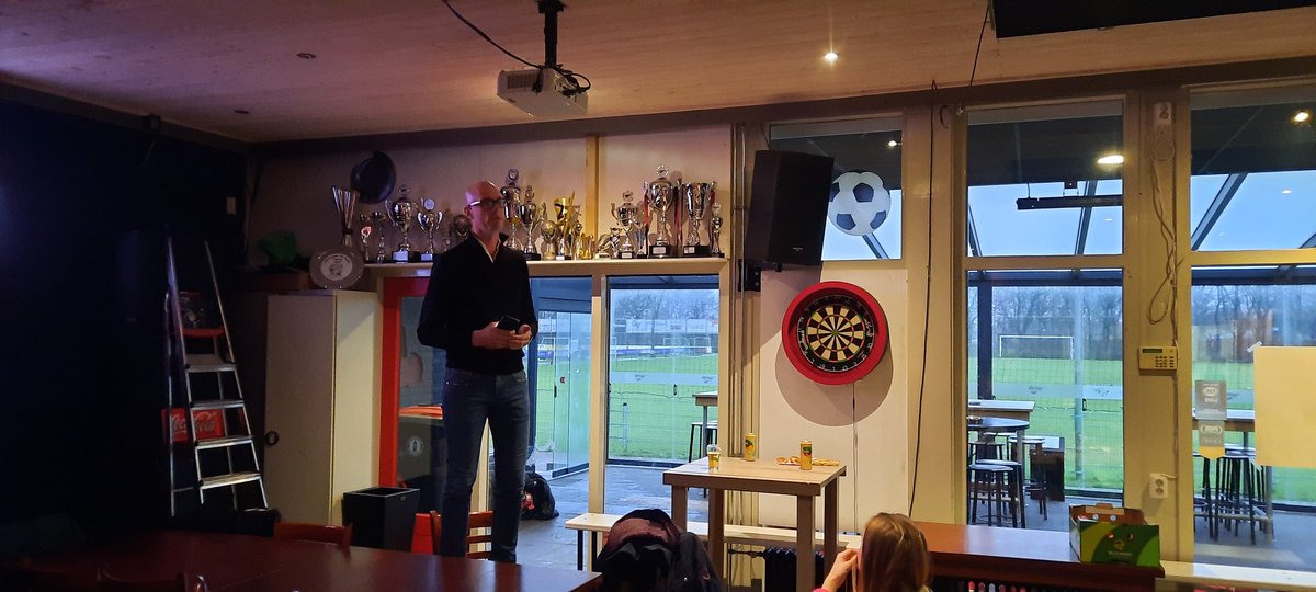 NY toespraak vz RKKSV ,gezellig samenzijn ondanks dat de wandeling afgelast is