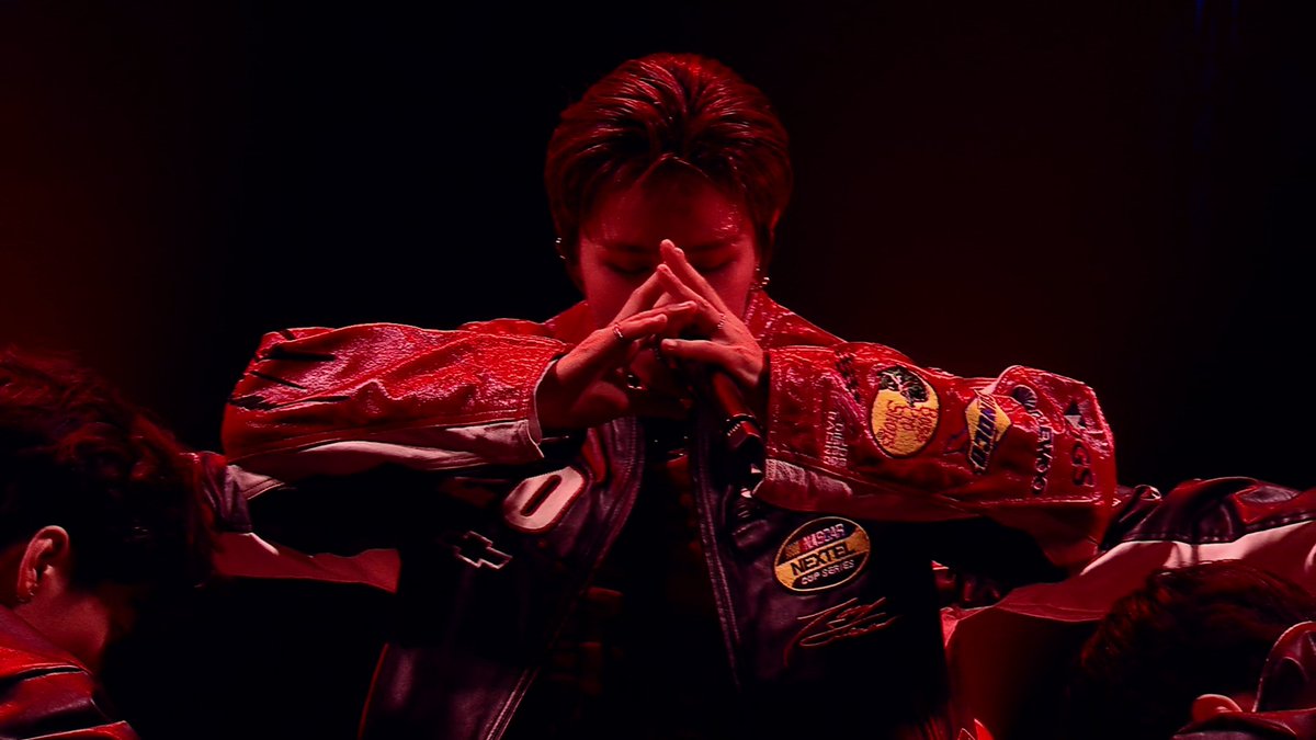 LE'V(레비) '新世界·誕生 (Shinsekai·Tanjyou)' | Chromosome Universe New Year Countdown Show

🔗 youtu.be/BNfejW3nH1M

#LEV #레비 #レビ
#WANGZIHAO #왕즈하오 #王子浩 #ズハオ
#ChromosomeUniverseNewYearCountdownShow