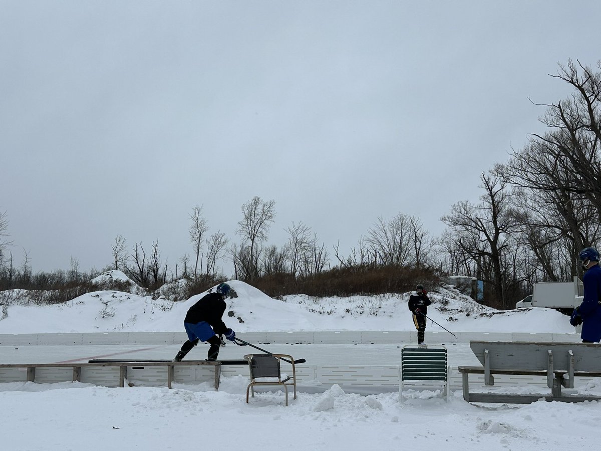 sbrown4236's tweet photo. Cold Morning Outdoor Clinic for the Boys! #FinallyWinter ❄️🥶 https://t.co/2yZMqaEZS0