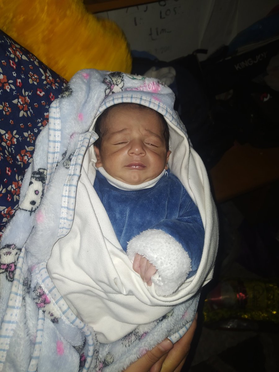 Mahmoud_Ramad24's tweet photo. Don't leave me alone. I have a family
and children to protect them and take them out of danger. I have to provide food and drink for them, but I cant.
We need milk, diapers and formula My nephew is week  old and his condition is not good.
https://t.co/D3w8aTC4GG https://t.co/terGE5IajD