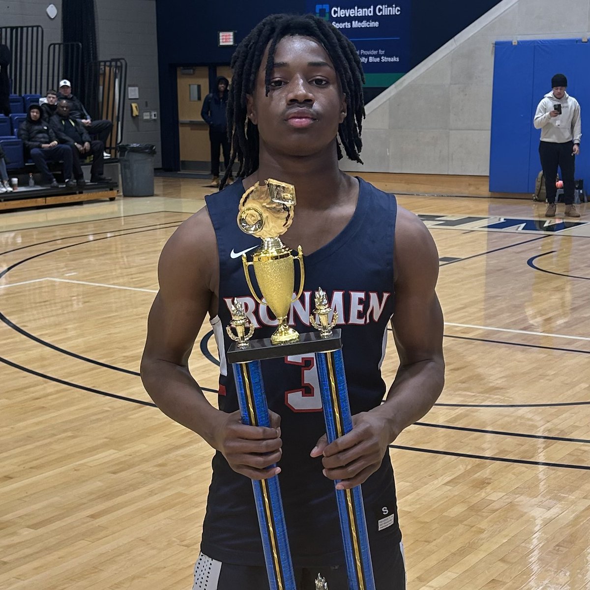 T.J. Peatross (@neo_spotlight) on Twitter photo Final:
CCC - 72
Hawken - 61
Sophomore Donovan Driscal was phenomenal in OT, on both ends, as he made a number of winning plays down the stretch.
Junior G/W Gregory Price paced Hawken and had a quality showing.
<a href="/PBPCLASSICS/">Play By Play Classics</a> Final:
CCC - 72
Hawken - 61
Sophomore Donovan Driscal was phenomenal in OT, on both ends, as he made a number of winning plays down the stretch.
Junior G/W Gregory Price paced Hawken and had a quality showing.
<a href="/PBPCLASSICS/">Play By Play Classics</a>