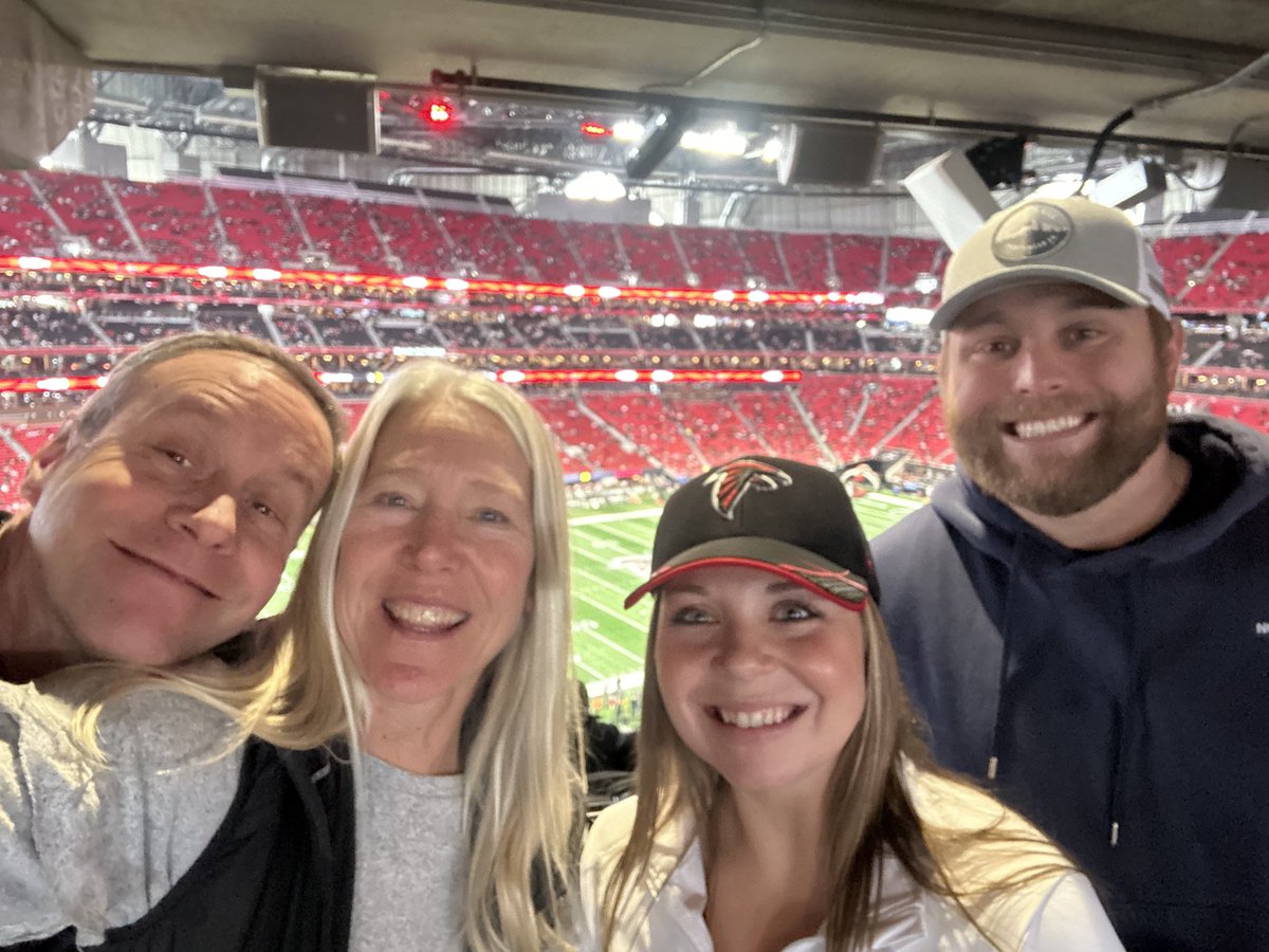 Kim Vollrath tweet media