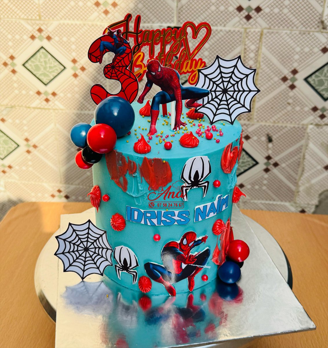 🎂 Des gâteaux 
- modèles simples: à partir 15.000 f 
- modèles personnalisés: à partir 25.000 f

🍣 Des mignardises : à partir 7.000 f la box 

☎️+225 07.58.24.76.67 
(Whatsapp/Appel)

Retrouvez la page sur : 
Facebook / TikTok / Instagram / LinkedIn / SnapChat