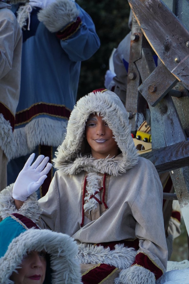 CanellasAlex's tweet photo. Cavalcada de Reis 2025 a Mataró @CulturaMataro #Mataró https://t.co/C0Yi7rkKXp