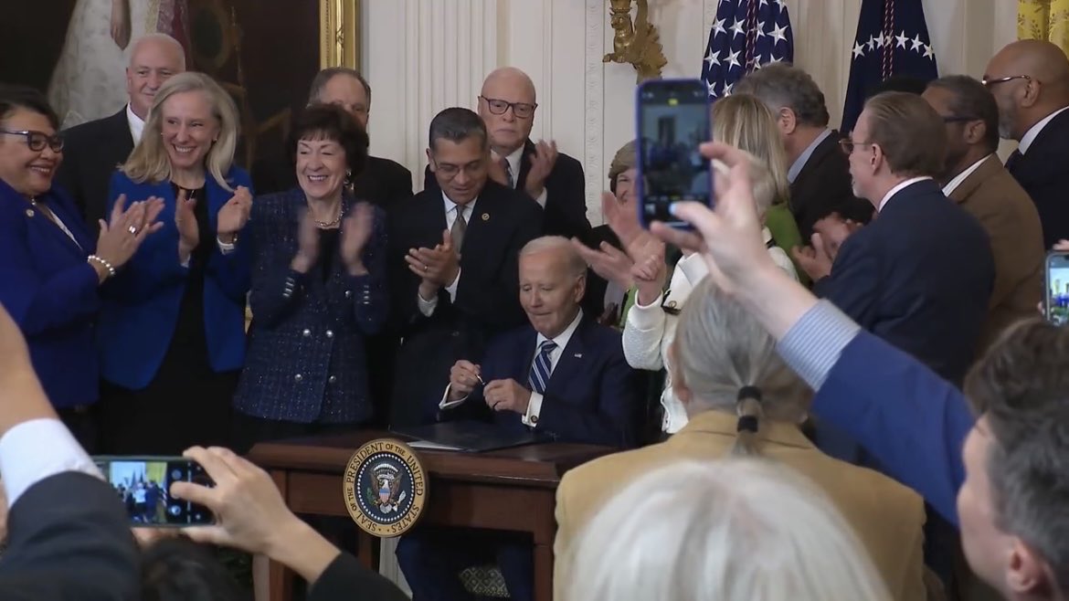 BREAKING: <a href="/POTUS/">President Donald J. Trump</a> just signed my bipartisan Social Security Fairness Act to eliminate the WEP &amp; GPO.

Our retired police officers, firefighters, teachers, and public employees worked for DECADES to right this wrong.

Today, we got the job done for nearly 2.5 million Americans. ✅