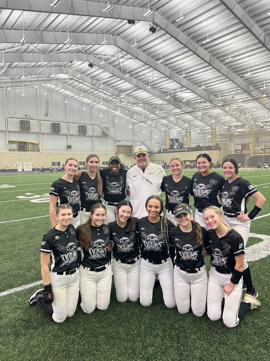 AddisonMoskal's tweet image. Thank you @ZipsSB and @nix131313 for hosting an amazing team camp! I had a great time showing off my skills. Also thank you to Ohio Outlaws Ruck for the opportunity to get in 4 more games with my sister @BrooklynMoskal !