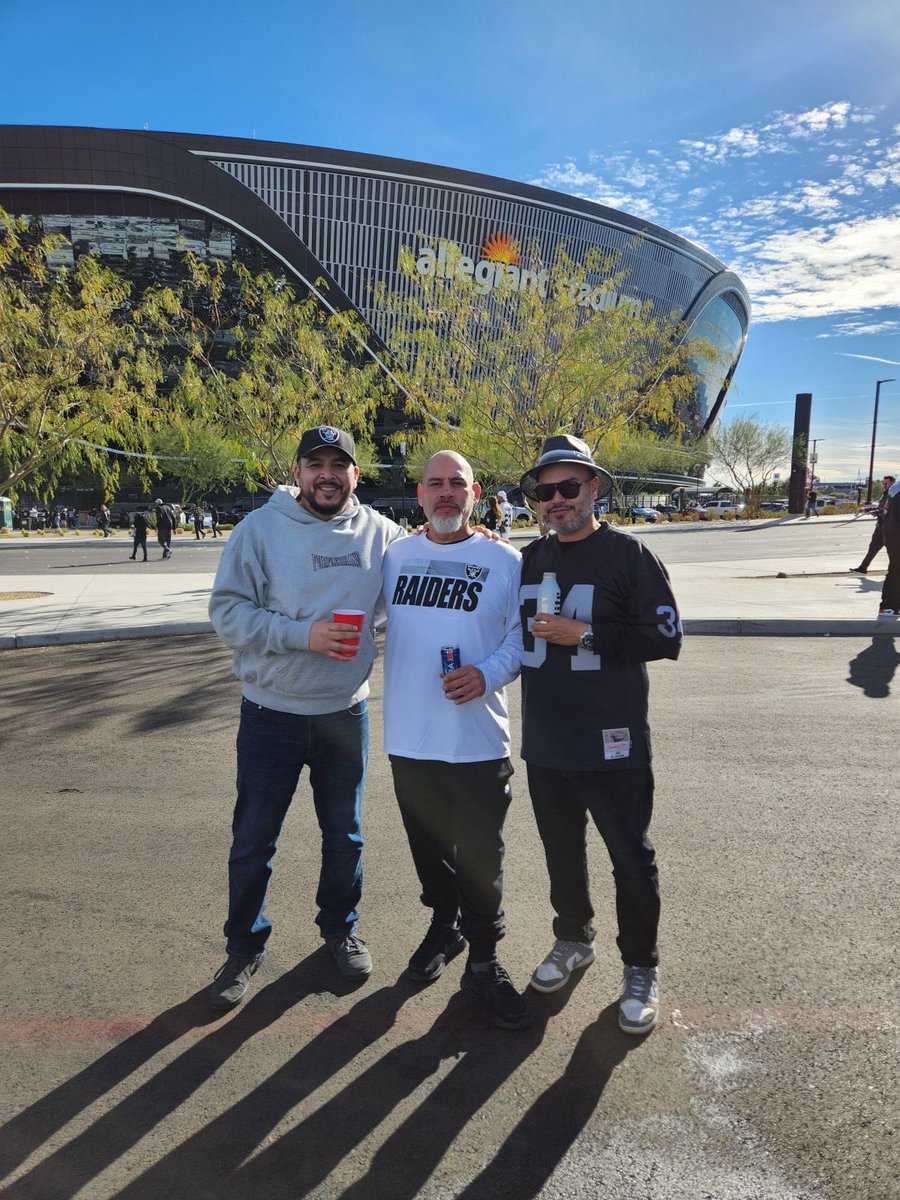 Alex from B lot (@oaklalv) on Twitter photo On a Sunday afternoon ๐ดโโ ๏ธ๐ดโโ ๏ธ๐ดโโ ๏ธ<a href="/Oli_Espi/">Oliver Espinosa</a> <a href="/DonEmer/">El-Emerson_from_B-lot</a> โ ๏ธ๐บ On a Sunday afternoon ๐ดโโ ๏ธ๐ดโโ ๏ธ๐ดโโ ๏ธ<a href="/Oli_Espi/">Oliver Espinosa</a> <a href="/DonEmer/">El-Emerson_from_B-lot</a> โ ๏ธ๐บ