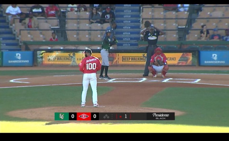 Yes Johnny Cueto is still pitching and yes he is wearing #100