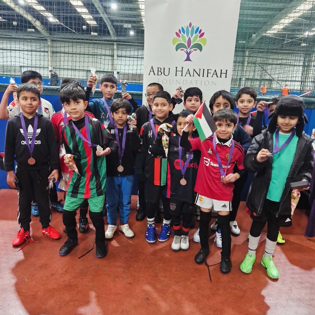ahffc's tweet image. 160 children took part in our ‘For Palestine 🇵🇸’ Tournament. 

A fun &amp;amp; memorable day for all who attended, with a total of £730 raised. 

Along with @AHFTree we have teamed up with Al Imdaad to raise money for Palestine. You can continue to donate here:

shorturl.at/oHESn