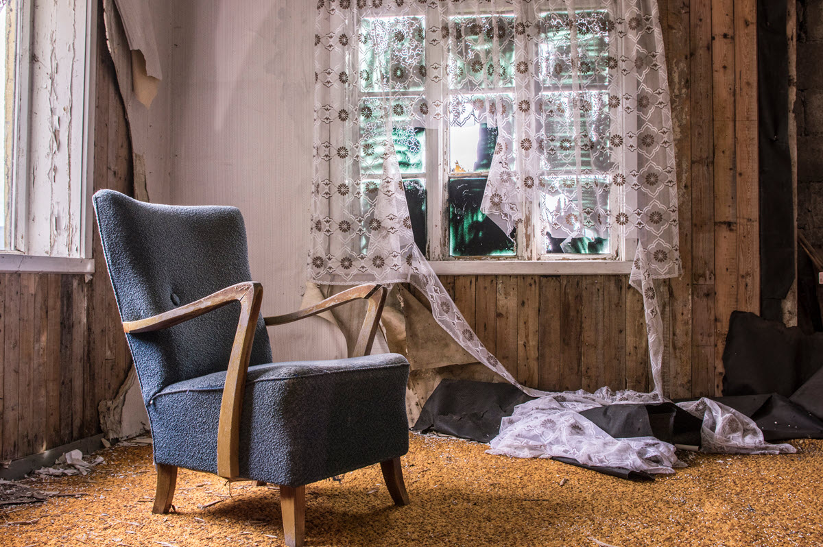 usdirecthb's tweet image. Selling a house with squatters sounds impossible—but it’s not. Discover stress-free solutions: usdirect.li/squatters 🏠✨ #SquatterSolutions #MotivatedSellers