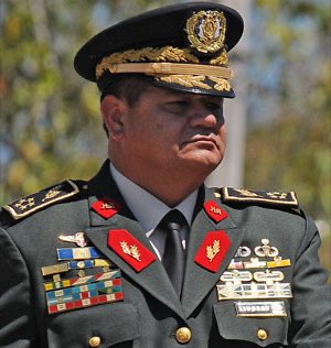 Mariodiaz03's tweet image. Mi solidaridad con el héroe que nos salvó del comunismo en 2009 y que hoy es perseguido y apresado por defender a Honduras de los Narco Socialistas. 

Mi general Romeo Vásquez Velázquez no está solo. 🫡🇭🇳