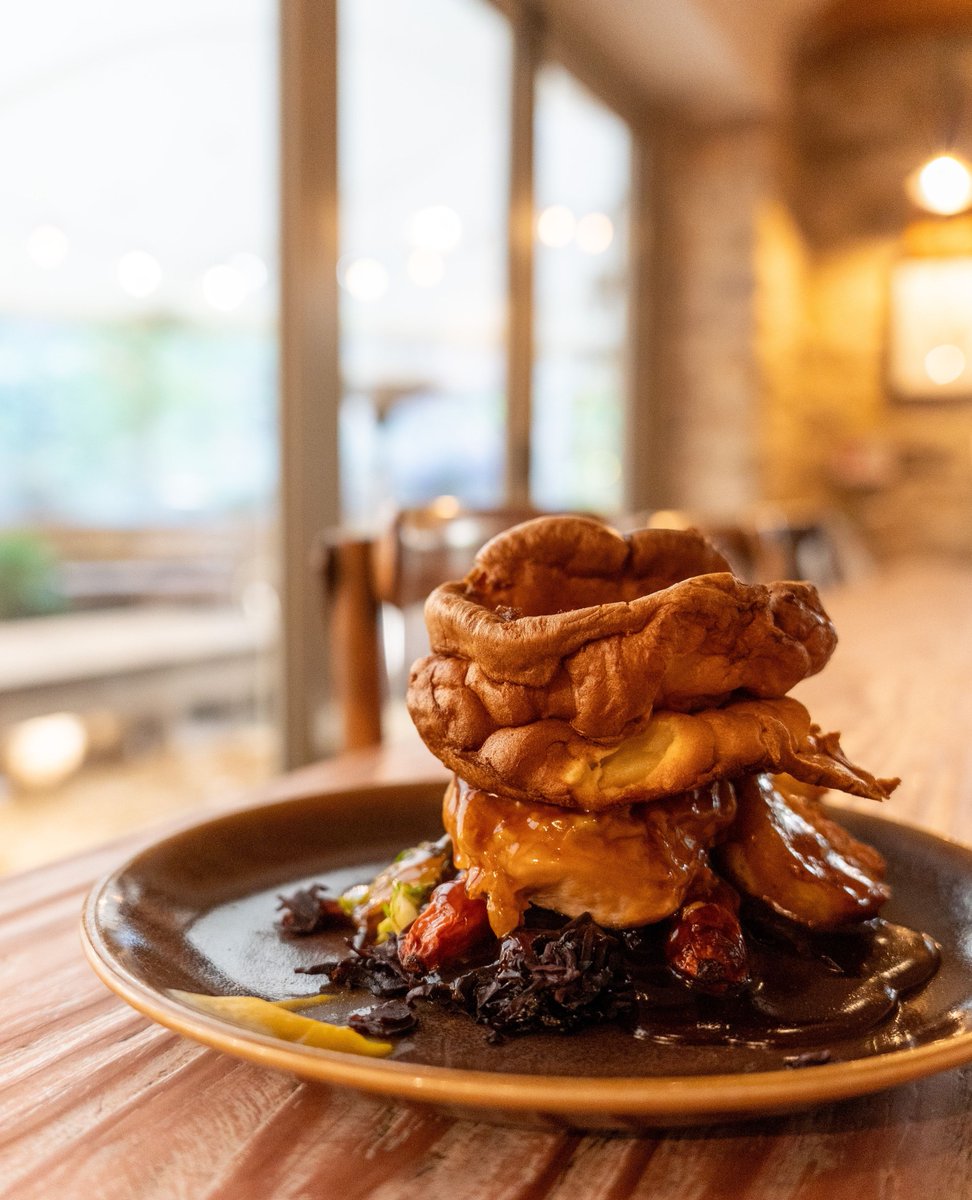Savour the ultimate Sunday roast experience at The Litton 🍽️ Perfectly crafted, utterly delicious, and not to be missed. ⁠
⁠
Reserve your table now via the link below 👇️
thelitton.co.uk/dine/