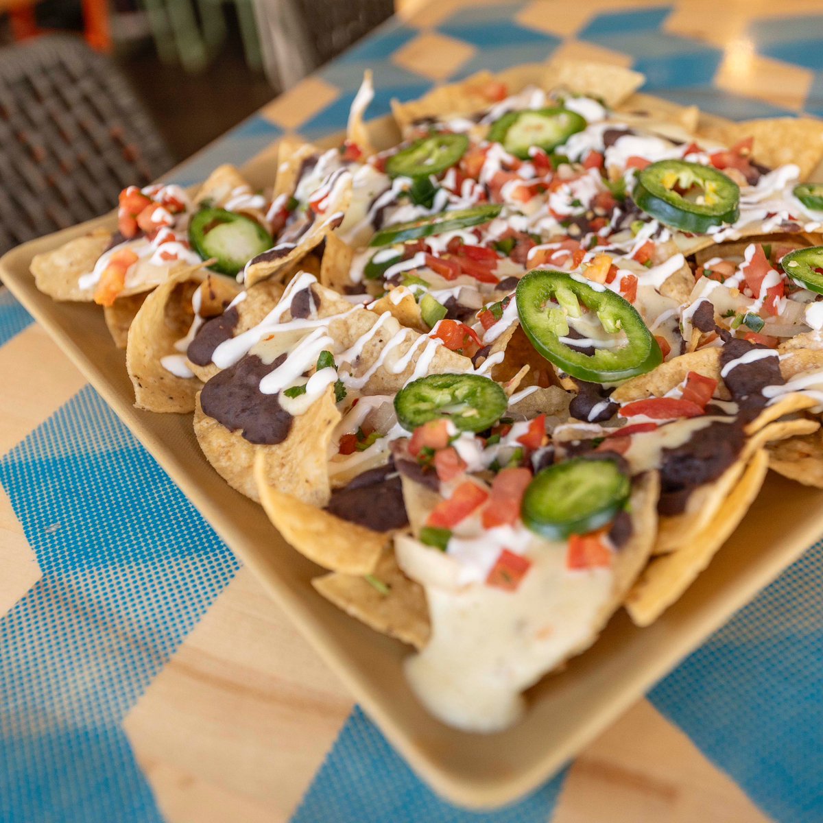 If you’re not at Lambeau for game day nachos, then you best be here. Because, these blow away any stadium snack hands down. Nachos, Margs, and more all at this tailgater…Go, Pack, Go!!! 😎🏈🌮🔥🤙