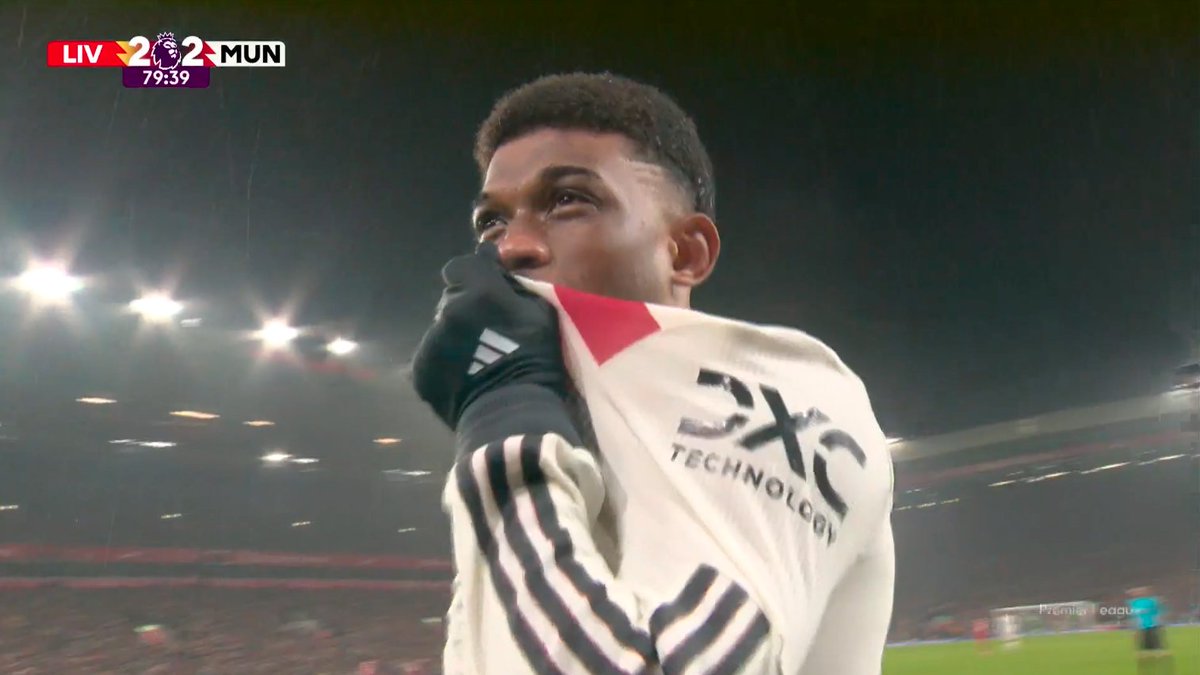 Amad equalises for <a href="/ManUtd/">Manchester United</a> 😱

#LIVMUN