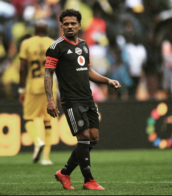 ThumbsUp66's tweet image. #SSFanbase Kaizer Chiefs can sign Kermit Erasmus Quality Striker with PSL & Europe Experience