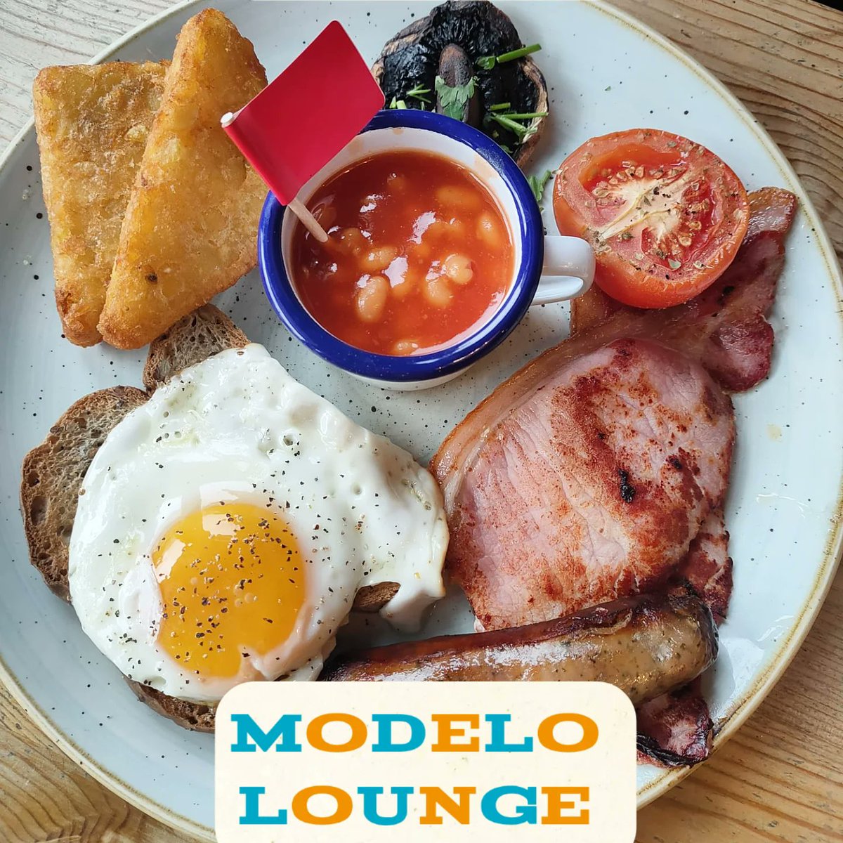 I really enjoy a #glutenfree #brunch at Modelo Lounge in #Hove. The menu is impressive and I feel safe to eat here as a #coeliac. 
If you are not aware of <a href="/theLOUNGERS/">The Lounges</a> you must get involved! 
The staff are great and it has a positive + bright atmosphere. Well worth a visit!