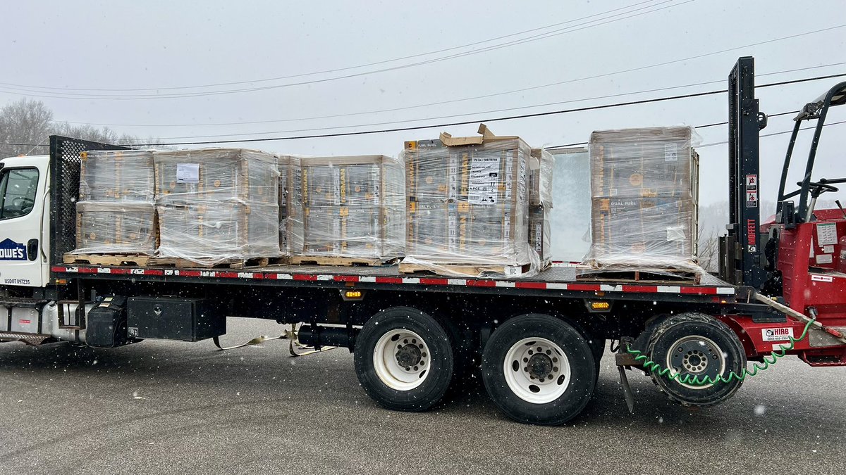 Store 616 Nitro, WV Lowe’s is back in stock with another shipment of generators!!  <a href="/JBBailey88/">James Bailey</a> <a href="/BenitoKomadina/">Benito.Komadina@Lowes</a> <a href="/kennygrimsley/">Kenny Grimsley</a> <a href="/DebDearing/">Deb Dearing</a> <a href="/michaellowes616/">Mike Blankenship</a> @Searls0616 <a href="/GeorgeC616/">George Chaffin</a>