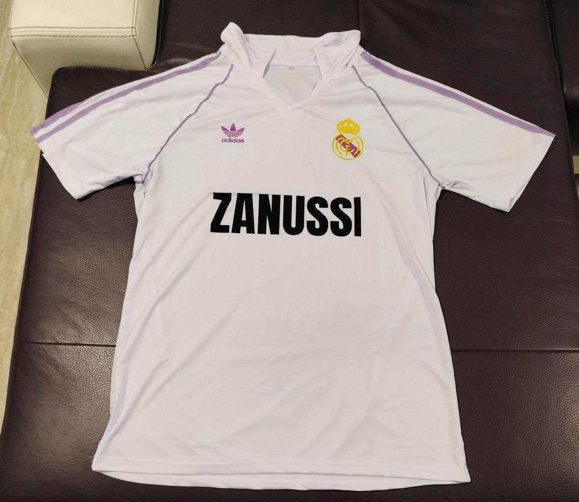 Reposición de la mítica camiseta Del Real Madrid de Juanito

Disponibles de nuevo TODAS las tallas. De S hasta 2XL