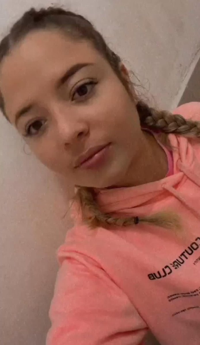 si aun no tienes mi num de ws solo comenta una carita feliz 😊..
yo te escribo por privado ..

regalame un Rt..
ah tambn me puedes escribir por mi TLGRM yo respondo a todos .. besos y abrazos 🤗