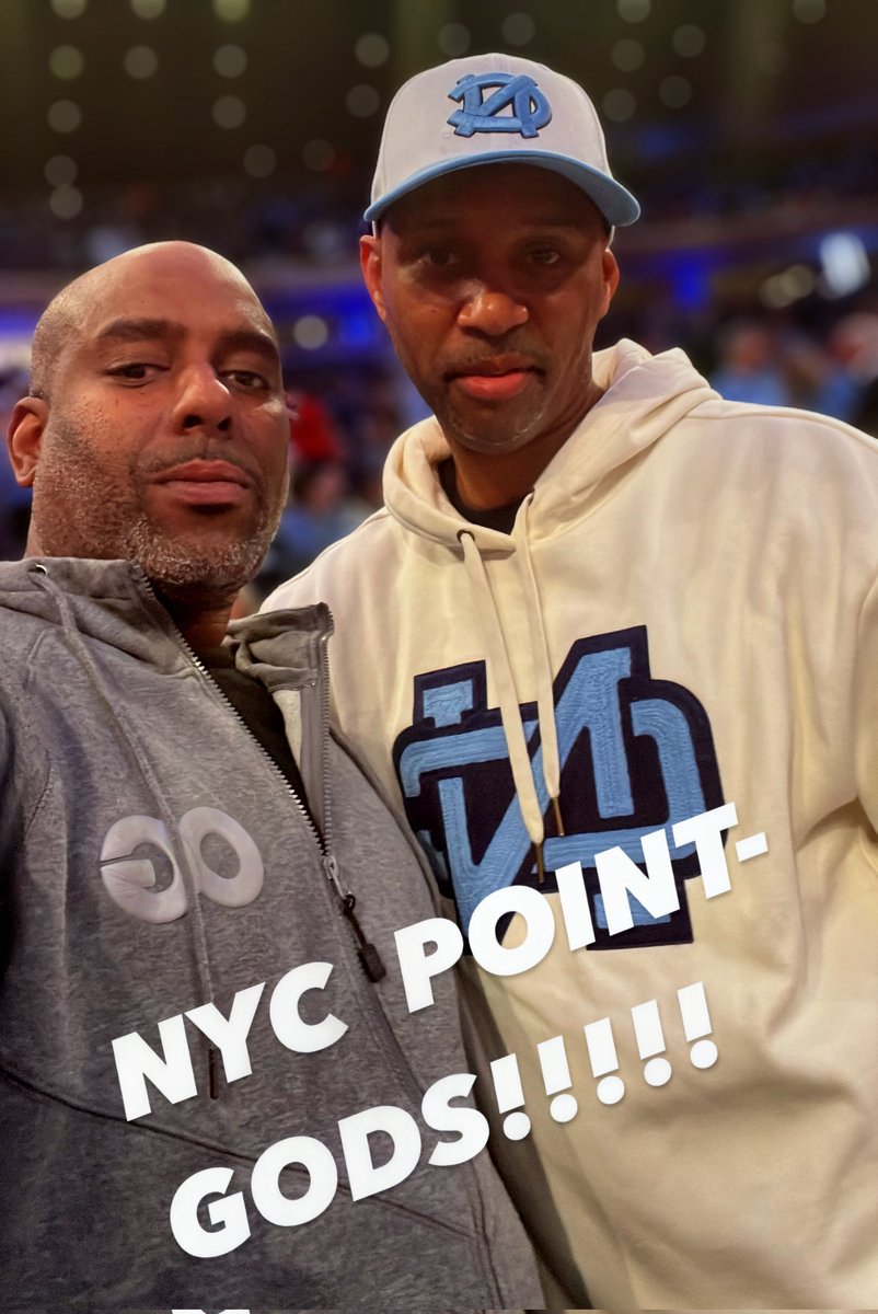 uncsportsphotos's tweet photo. North Carolina Point Guards, Ed Cota and Derrick Phelps. #UNCBasketball #UNCommon #tarheels #GoHeels #ACC #CarolinaFamily #GDTBATH #UNC #Carolina PHOTO COURTESY OF:  @Dphelps05 https://t.co/xyk16jH9mD