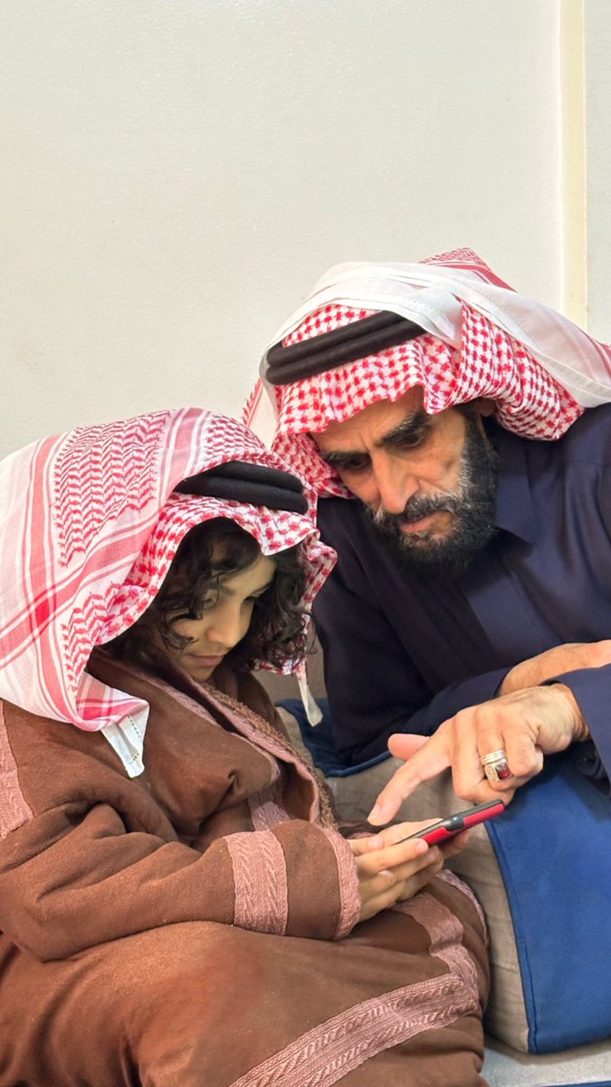 khail919's tweet photo. يا بوي ما يرخي لك الوقت هامه
ما دام لك نجلٍ على صهوة الريح . https://t.co/5tCV8vUufB
