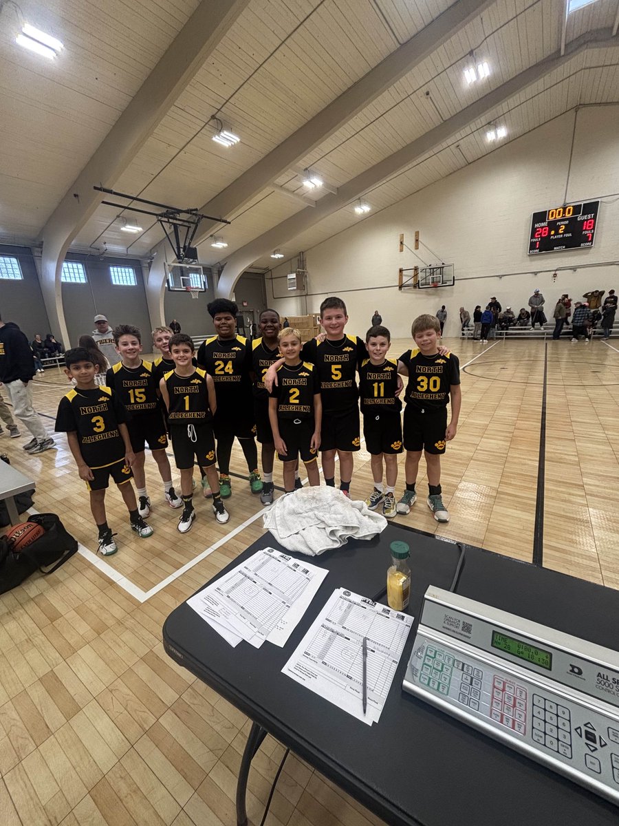PYBL412's tweet photo. 5B Boys:

North Allegheny 28 I Moon 18
North Allegheny 35 I Shaler White 14

John "The Rubix" Cubellis and the NA Tigers are on a Roll!

That's how you start the new year, strong! 💪 https://t.co/3lso9tD8FJ