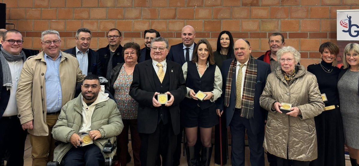 BeyaertMartial's tweet image. Beaucoup de monde ce matin à Cappelle la Grande pour la présentation des vœux de notre député @JulienGokel .

@SocialistesHDF @PSNord @partisocialiste