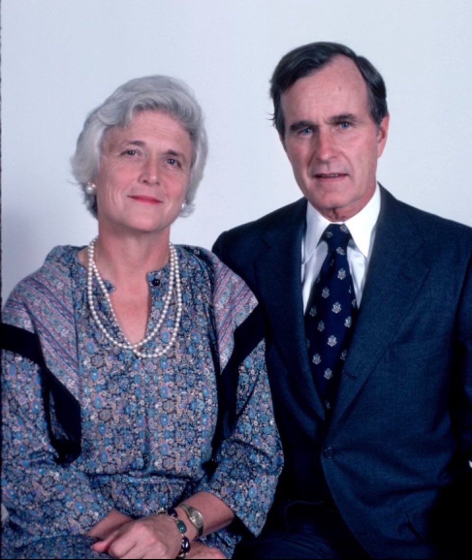 TeresaFazzolari's tweet photo. @CharlieKNews No disrespect, Charlie, but we know. How about exposing all of them?  Or do a whole series all the way back to Bushes or before? Get them all, including Macron, Schumer. I mean, look at Barbara.....!!! https://t.co/apqPnQ8shr