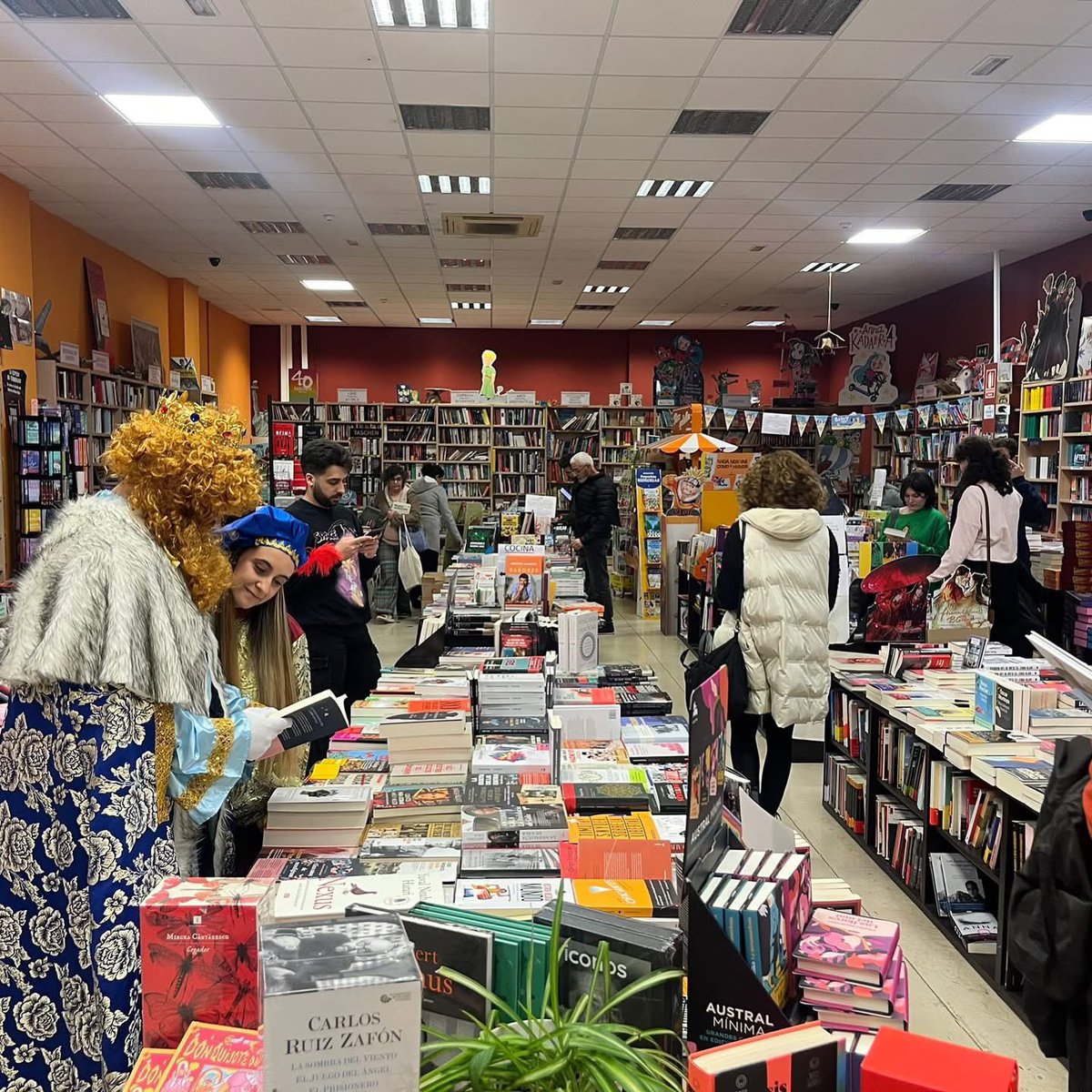 Bahía de Letras tweet media