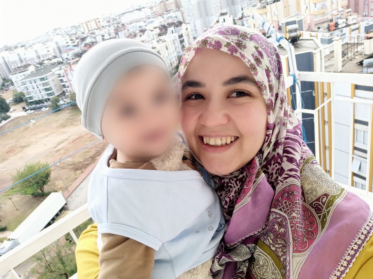 Sn . <a href="/adalet_bakanlik/">T.C. Adalet Bakanlığı</a> bu soğukta bu masumuları tutuklayınca başın göğe erdi mi?

Büşra &amp; Yasin ÇANKAYA

İlahiyat birincisi öğrt. Büşra 9 aylık oğlu ve eşi,KHK'lı polis Yasin beyle dün Edirne'de TUTUKLANDI

Büşra hanım"Oğlumu hapishanede büyütmek istemiyorum.
Kimse bizi unutmasın