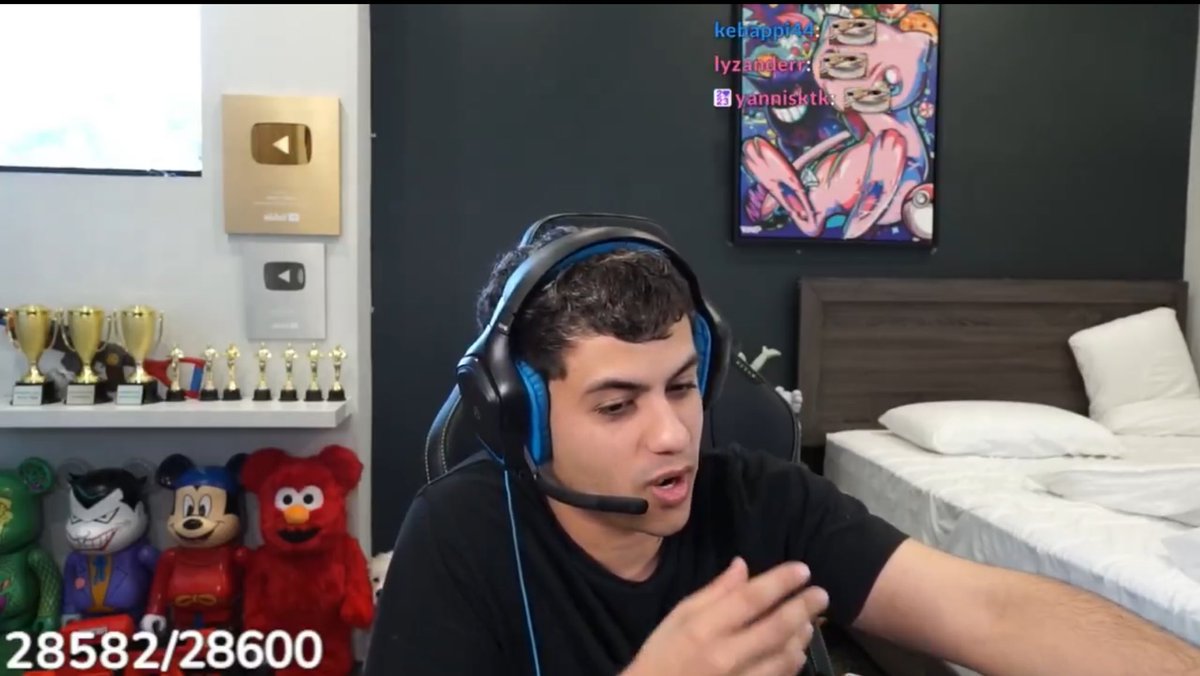 Bros reading a script