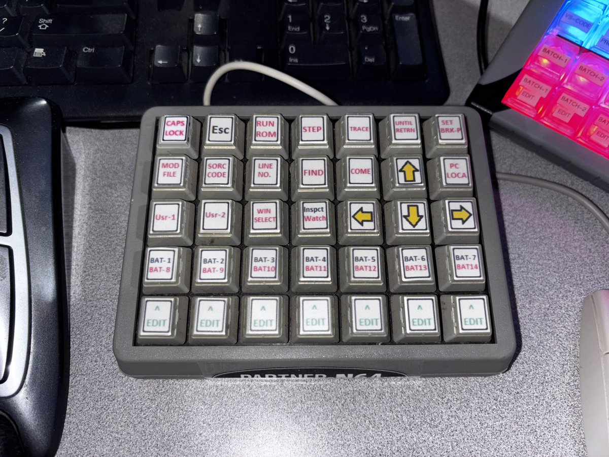 _BehindTheCode's tweet photo. Shown here is a Genovation MacroMaster682 programmable Keypad. Specifically configured for use with the #PartnerN64 debugger software. Scotch tapped paper printed logo….😎🤘I like the look. 👀👌
See a short demo video in the thread below:👇🏻
#N64 #64DD #gamedev #retrogaming https://t.co/hMUQL6QJjK