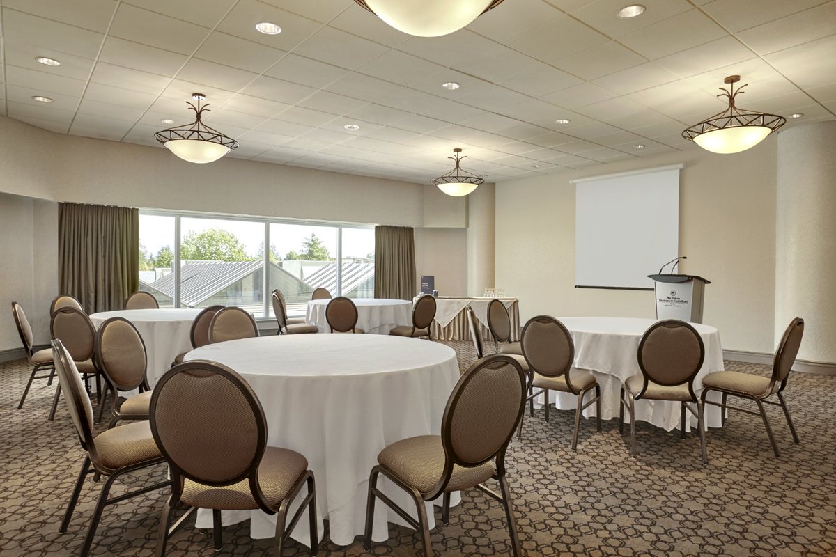 Have a big meeting or an event coming up? Book for social events in addition to meeting room events now at the Sheraton Vancouver Guildford Hotel. | #SVGH 

For more information, please visit sher.at/6015vpEMF

.
.
.
#sheratonvancouverguildfordhotel #hotel #meetingrooms