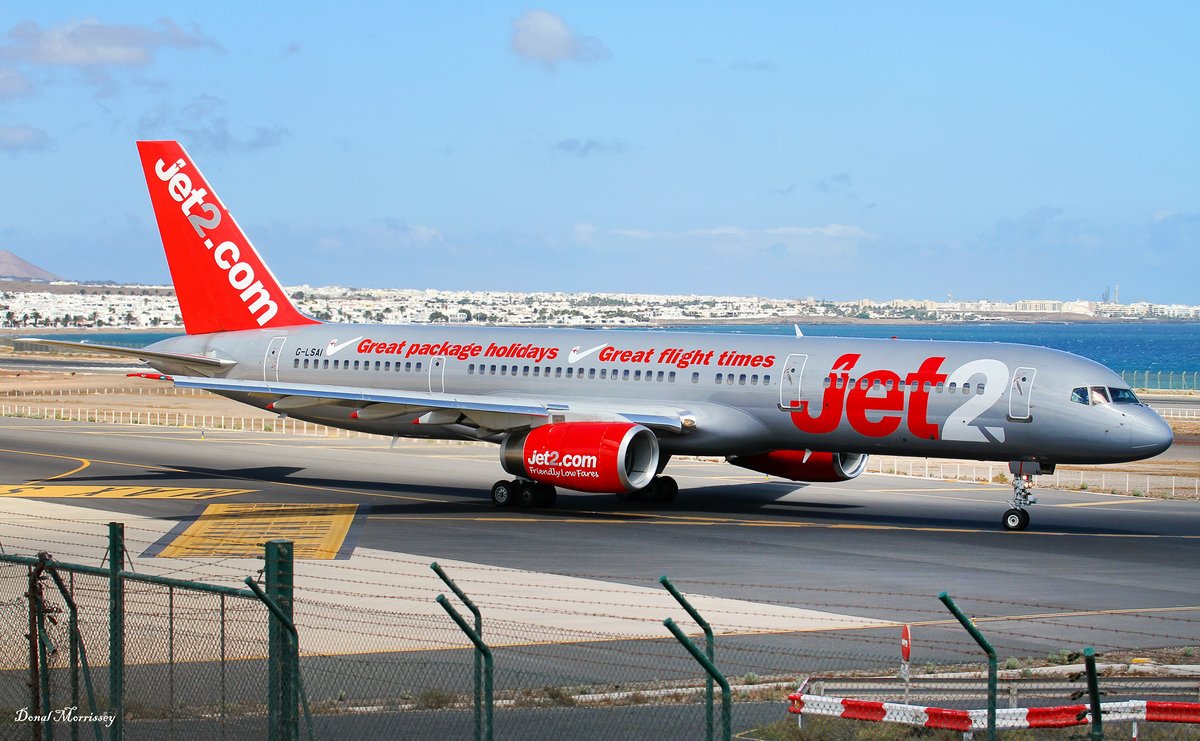 birrlad's tweet image. Photos of @Boeing 757 aircraft belonging to @jet2tweets from here and there.
#avgeek #avition #boeing #jet2 #planespotting #endofaera #retirement