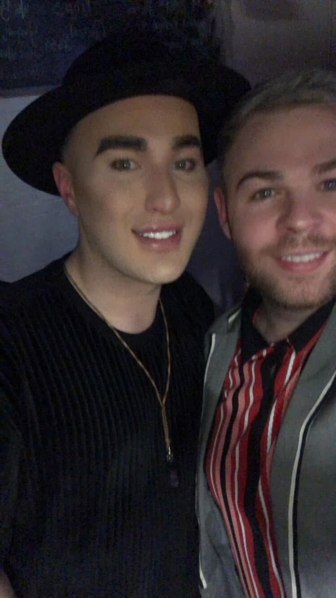 Absolutely heartbreaking to hear the news  James Lee Williams aka The Vivienne has passed away. Viv was first and foremost kind and loving but she was also an icon who was incredibly talented. Sending so much love to the family and friends, Rest In Peace #vivienne #thevivienne