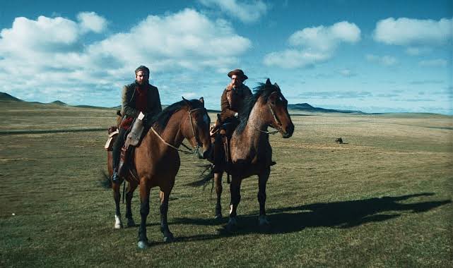 Sömürgeciler 
Felipe Galvez