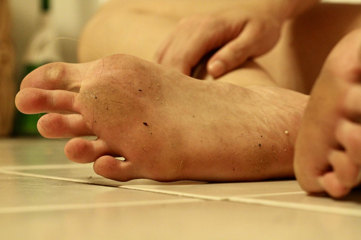 Giantess Kat tweet media