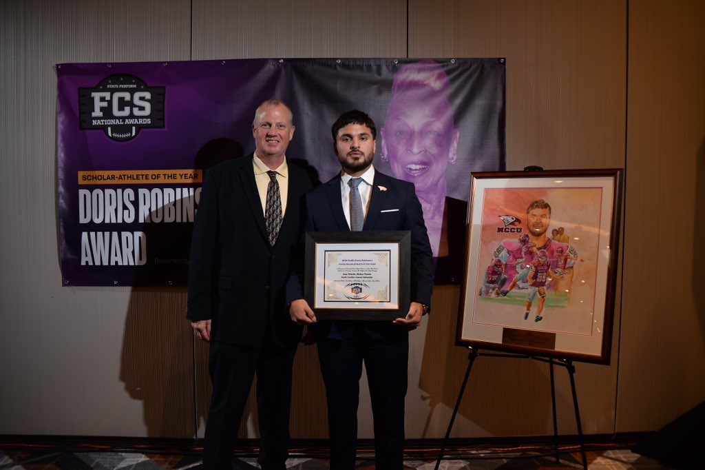 Congratulations to NCCU Football’s, Juan Velarde, on being named the 2024 FedEx Doris Robinson Scholar-Athlete of the Year at the Stats Perform FCS National Awards Ceremony! 🦅

#NCCUAthletics #EaglePrideAmplified