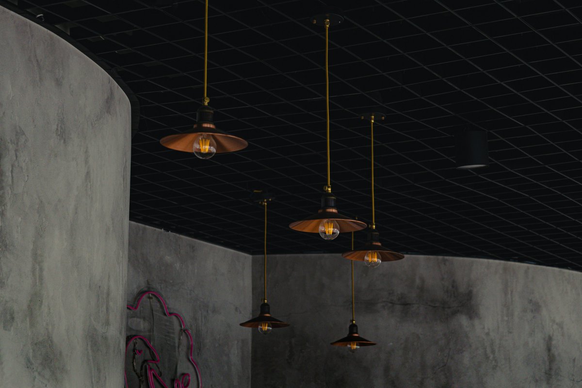 lavalledecor's tweet image. Work in style under lighting that inspires. 
Elevate your home office with Lavalle Decor’s designer lighting solutions.
lavalledecor.com

#SophisticatedLighting #CustomLightingSolutions #LuxuryOfficeLighting #FunctionalLuxuryLighting #PremiumLightingDesigns