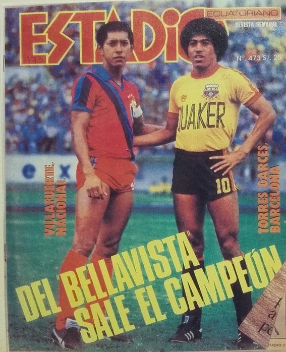 AntonioUbilla1's tweet photo. 5 enero 1983, estadio Bellavista, Ambato, 3er partido final, definitorio en cancha neutral, El Nacional 3 (Fernando Baldeón(2) José Voltaire Villafuerte) Barcelona 0, 
El Nacional campeón ecuatoriano 1982, trunca la posibilidad de ser tri campeón a Barcelona, e inicia el primer año de su segundo tri campeonato.
Los técnicos de ambos equipos , Ernesto Guerra de El Nacional y Pablo Ansaldo de Barcelona fueron otra vez grandes protagonistas, antes Guerra había anotado a Ansaldo el primer gol en la historia de los campeonatos nacionales en noviembre 1957, y después en octubre 1960 Ansaldo detiene el primer penal en la historia de los torneos nacionales ante la ejecución del mismo Guerra, en ambos casos, en 1957 y 1960 como delantero de Deportivo Quito y como arquero de Barcelona.    #HistoriaCampeonatosEcuatorianos