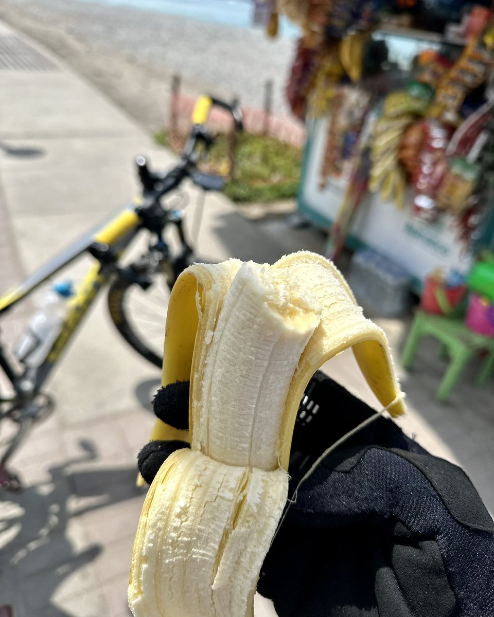 Primer fondito del 2025! Fueron 60k pero en casi 5 horas! A paso tortuga, lento pero seguro! De Miraflores, Penta, 28 de Julio Centro, bajar John Lennon por la Costa Verde hasta subir por Chorrillos y de regreso a Miraflores, por más pedaleos!! A darle pedal chicos!