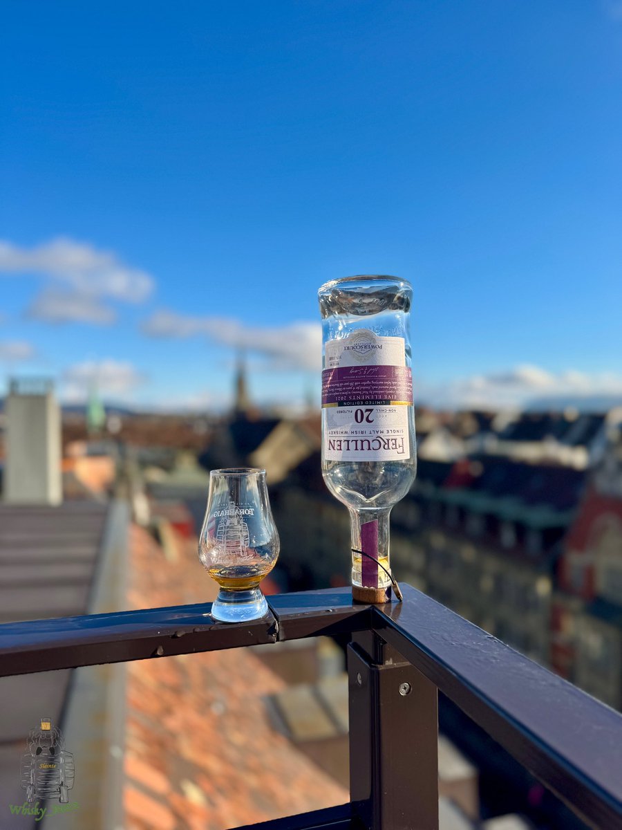 whisky_buzz's tweet photo. Na seid ihr gut in 2025 gestartet?
Ich auf jeden Fall :) ich durfte wunderbare Tage in Bern mit ganz lieben Menschen verbringen ♥️ zufälligerweise gab‘s mit eben jenen den ersten Bottlekill 2025. Ein ganz wunderbarerer Fercullen durfte gehen.
#2025newyear https://t.co/vvqatUtQjs