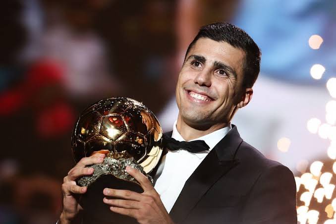 balotaromantico's tweet photo. 2024: Brasil roubado na bola de ouro 
2025: Brasil roubado no globo de ouro https://t.co/x9A6usV6EJ