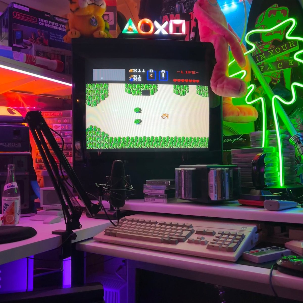 Playing Zelda tonight! ⚔️😎 #zelda #retrogaming #nintendo #rhelegendofzelda #oldschoolgaming