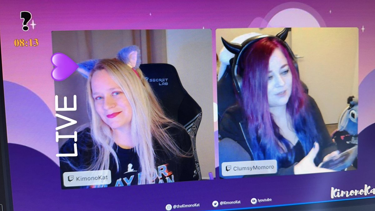 KimonoKat (@kimonokat) on Twitter photo Going live  with the lovely Momo π Going live  with the lovely Momo π