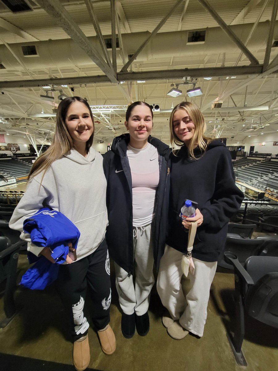 Brandon Girls Basketball (@brandoncoachriv) on Twitter photo Thank you to <a href="/OaklandWBBall/">Oakland Women's Basketball</a> for having us today and we got a chance to support our very own <a href="/abney_riley/">Riley Abney</a>. Thank you to <a href="/OaklandWBBall/">Oakland Women's Basketball</a> for having us today and we got a chance to support our very own <a href="/abney_riley/">Riley Abney</a>.