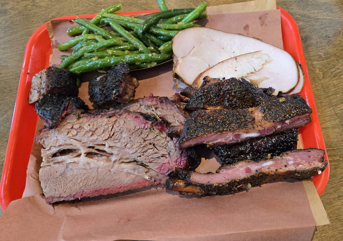 strembean's tweet image. Terry Blacks, brisket  A, ribs A+, turkey off charts!  The only disappointment was they were sold out of jalapeno cheese sausage.   Texas bbq &amp;gt; KC bbq