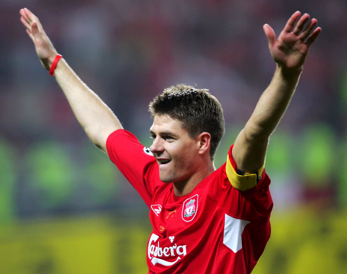 LFCTransferRoom's tweet photo. 🎉 | Congratulations to Liverpool Legend, Steven Gerrard, who’s going to become a grandfather!

🔴❤️ https://t.co/8kDJaYPOmq